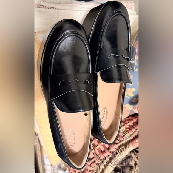 Scoop Penny Loafers in Black Vegan Leather Platform Style Memory Foam Size 11 - Picture 6 of 8